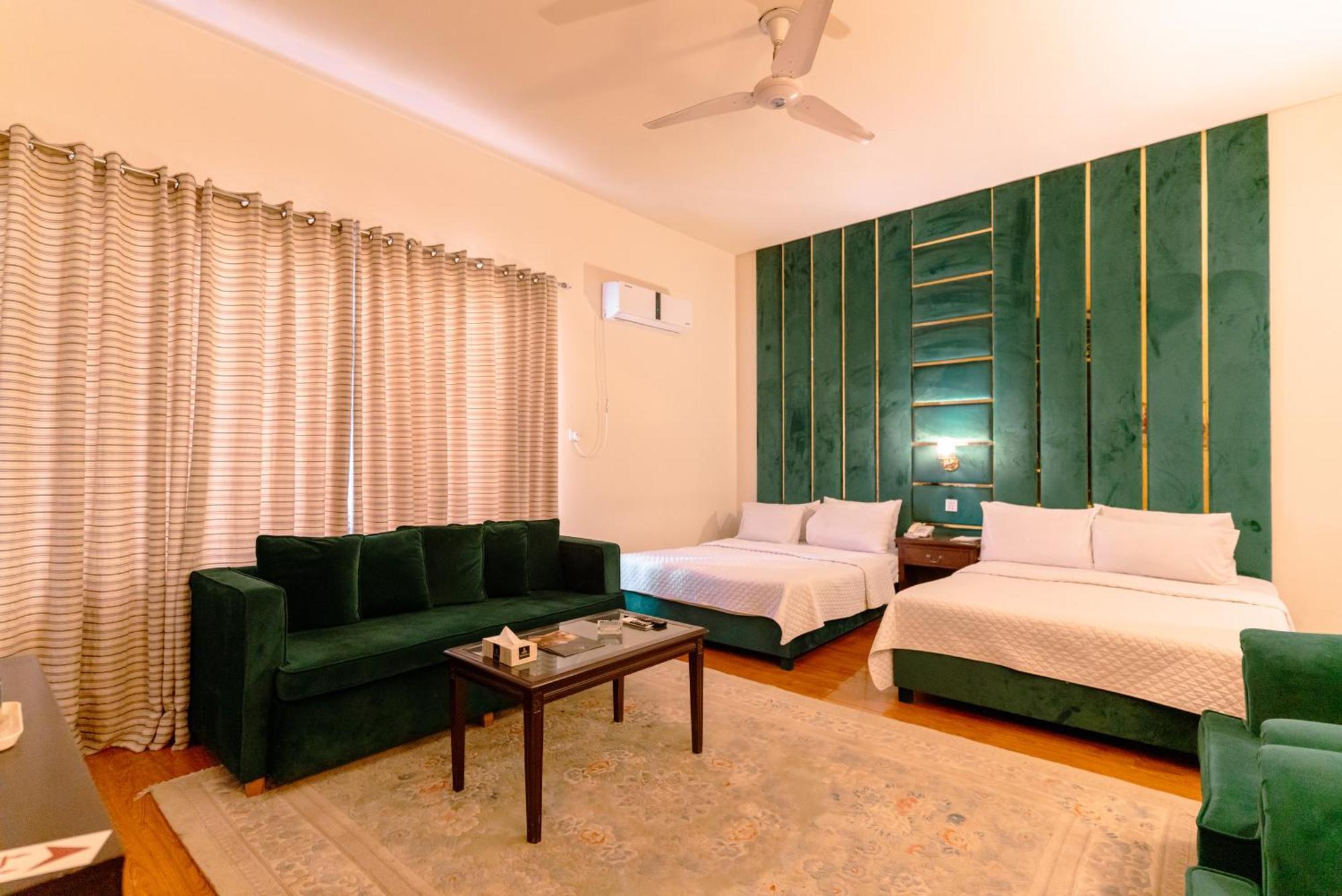Vip House Peshawar Hotel Kültér fotó