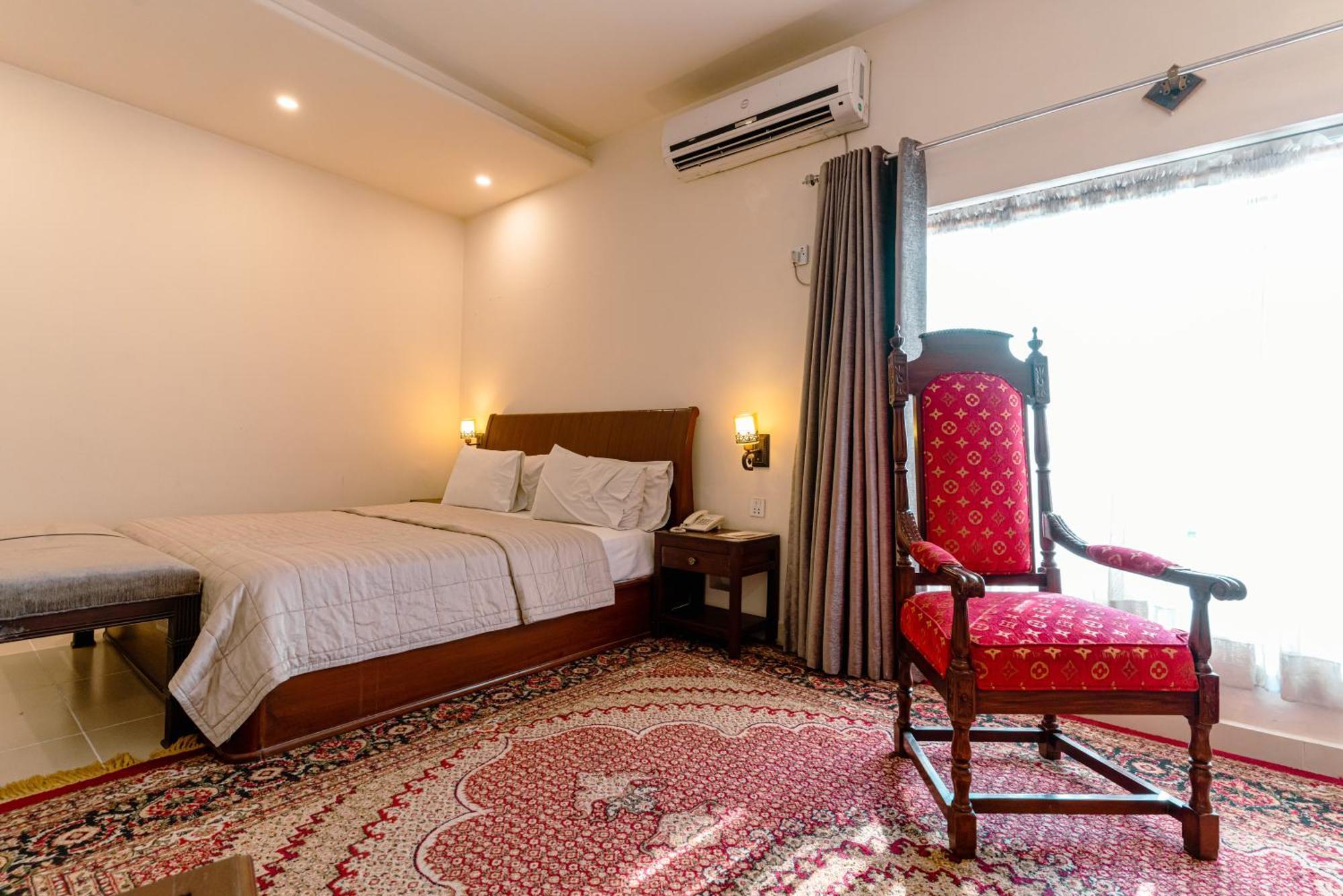 Vip House Peshawar Hotel Kültér fotó